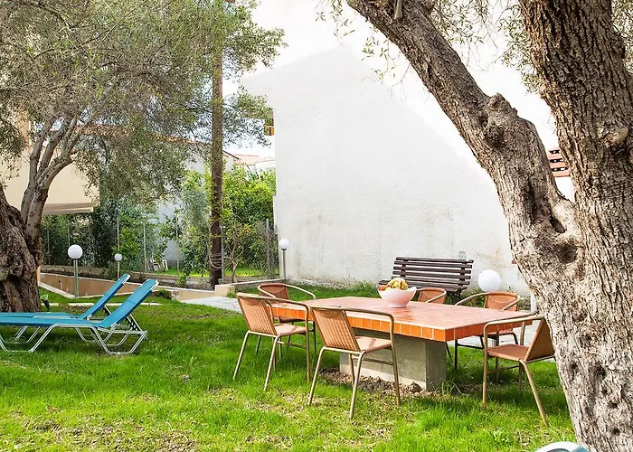 Апартаменты Lemon Garden Пефкохори